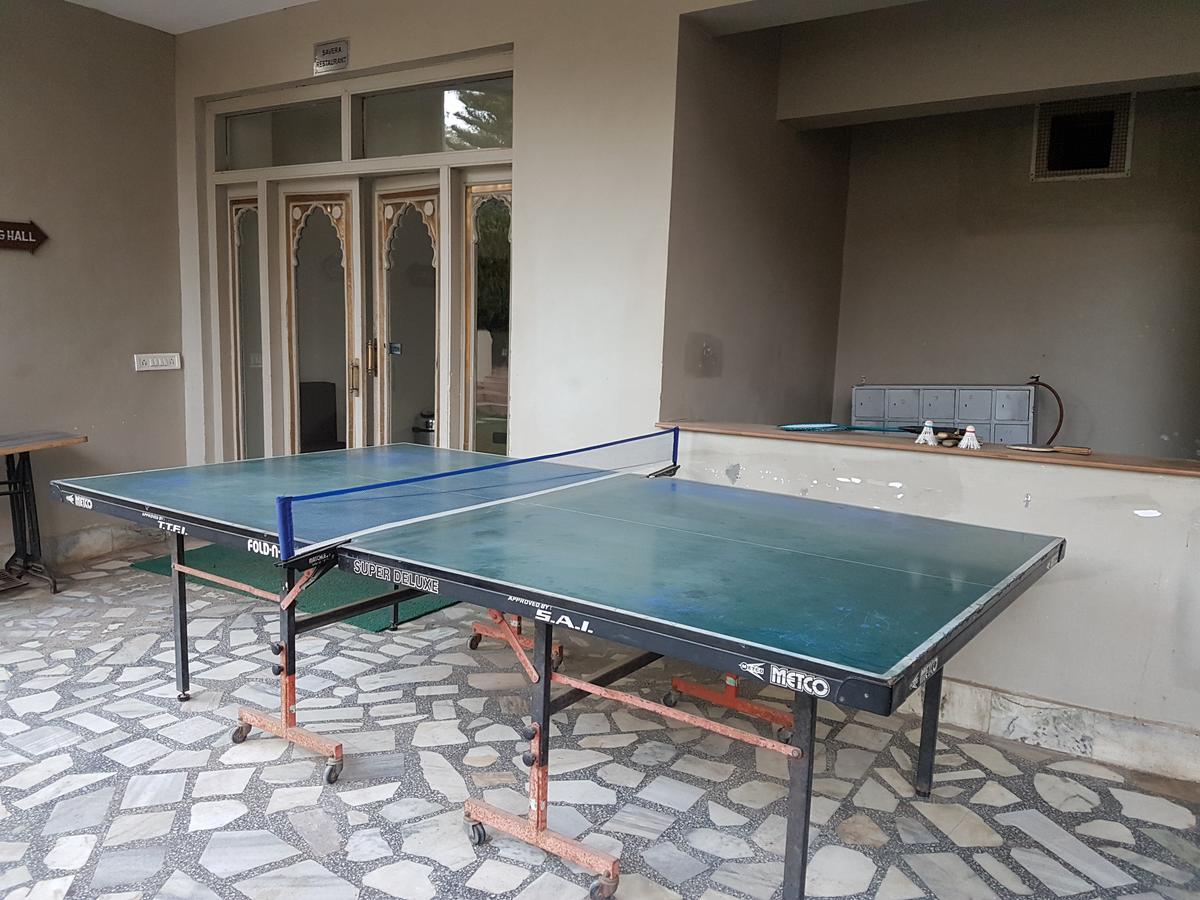 Hotel Savera Palace Mount Abu Εξωτερικό φωτογραφία