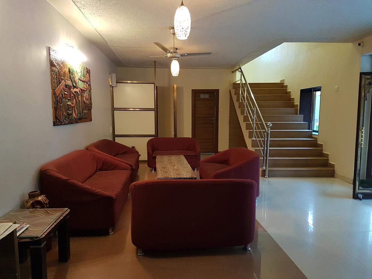 Hotel Savera Palace Mount Abu Εξωτερικό φωτογραφία