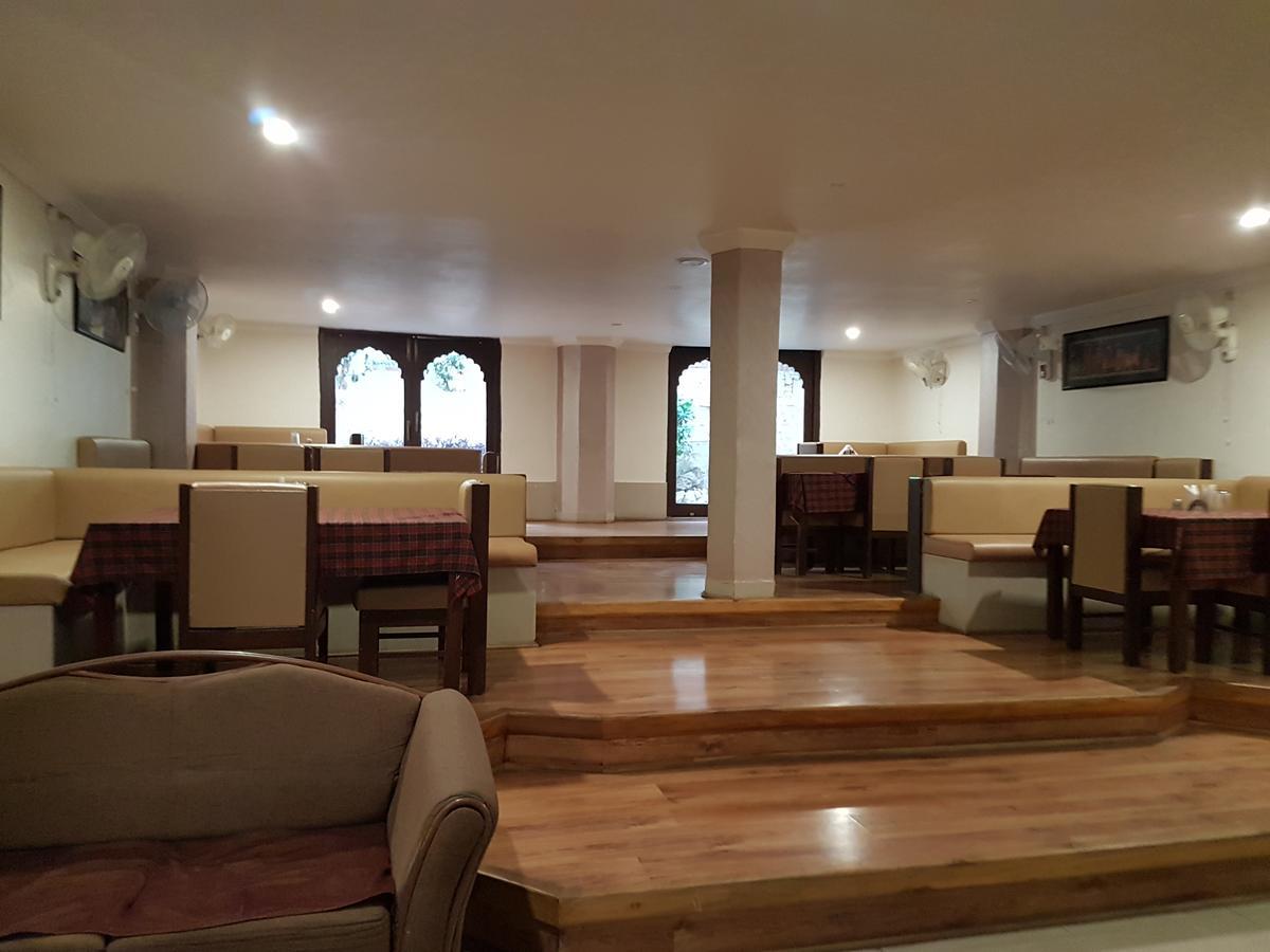 Hotel Savera Palace Mount Abu Εξωτερικό φωτογραφία